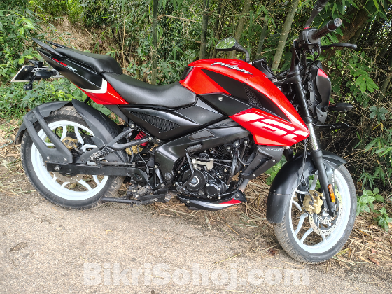 Pulsar NS160 motorbike
